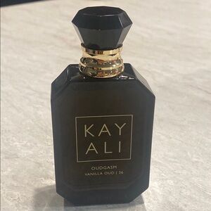 Kay Ali vanilla OuD Eau Perfume